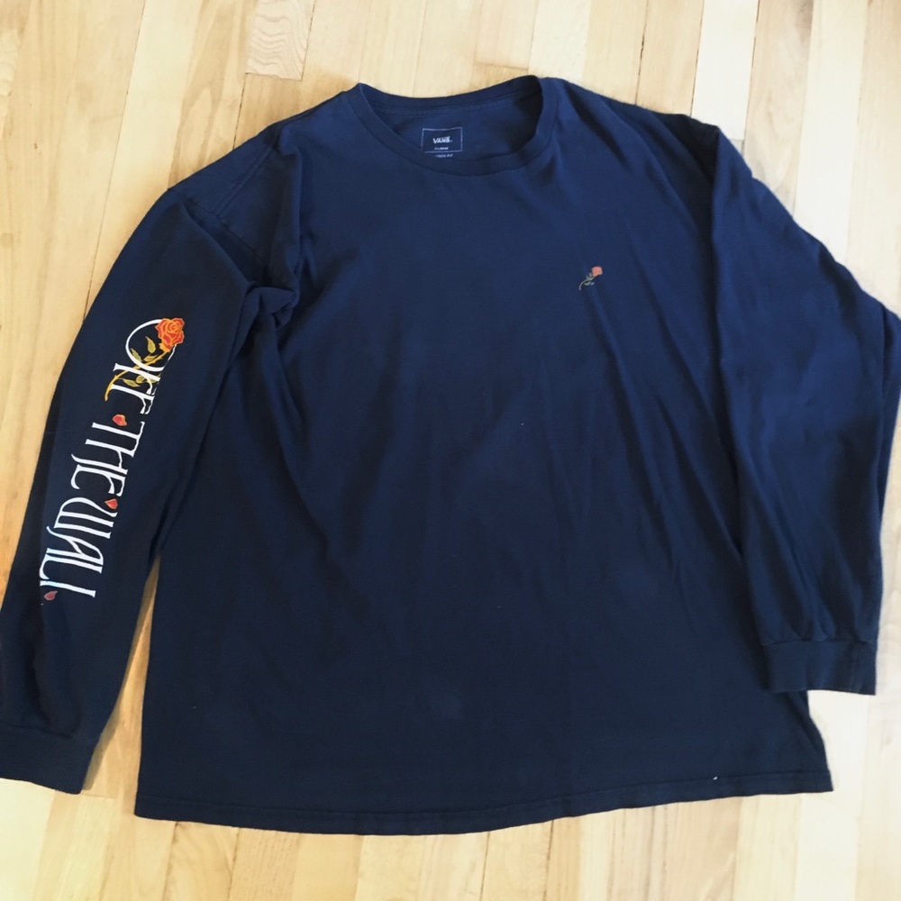 Off The Wall Rose Sleeve